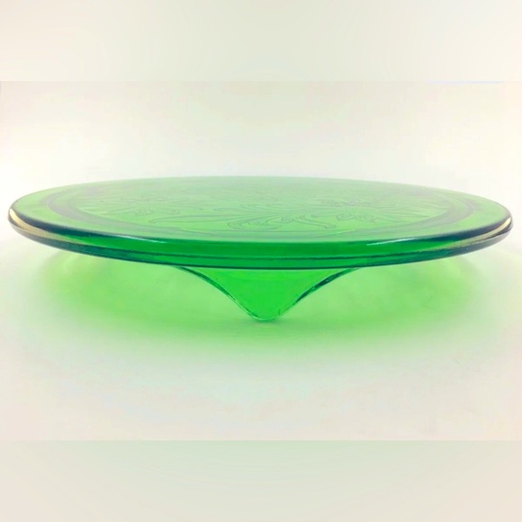 VTG Cake Plate Jeannette Green Glass Sunflower Daisy Pattern 10” Round - Picture 4 of 9
